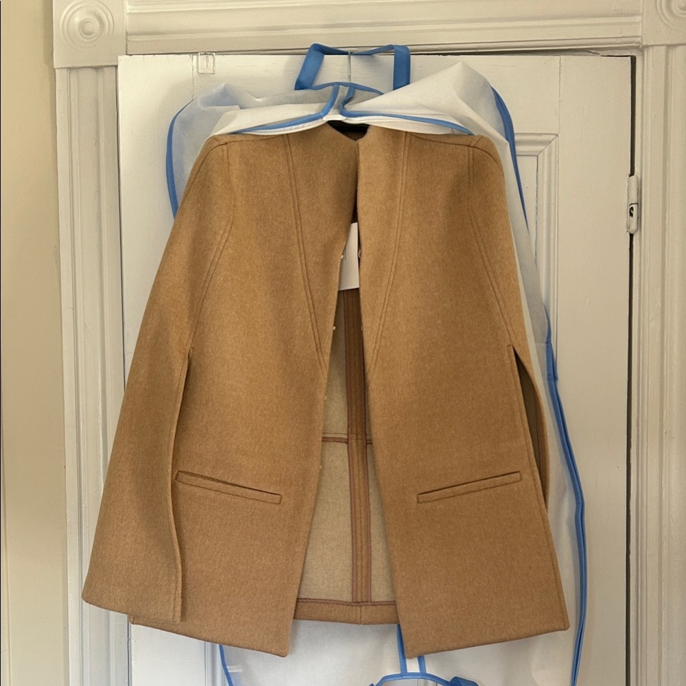 Alice Walk The Cape in Camel NWT